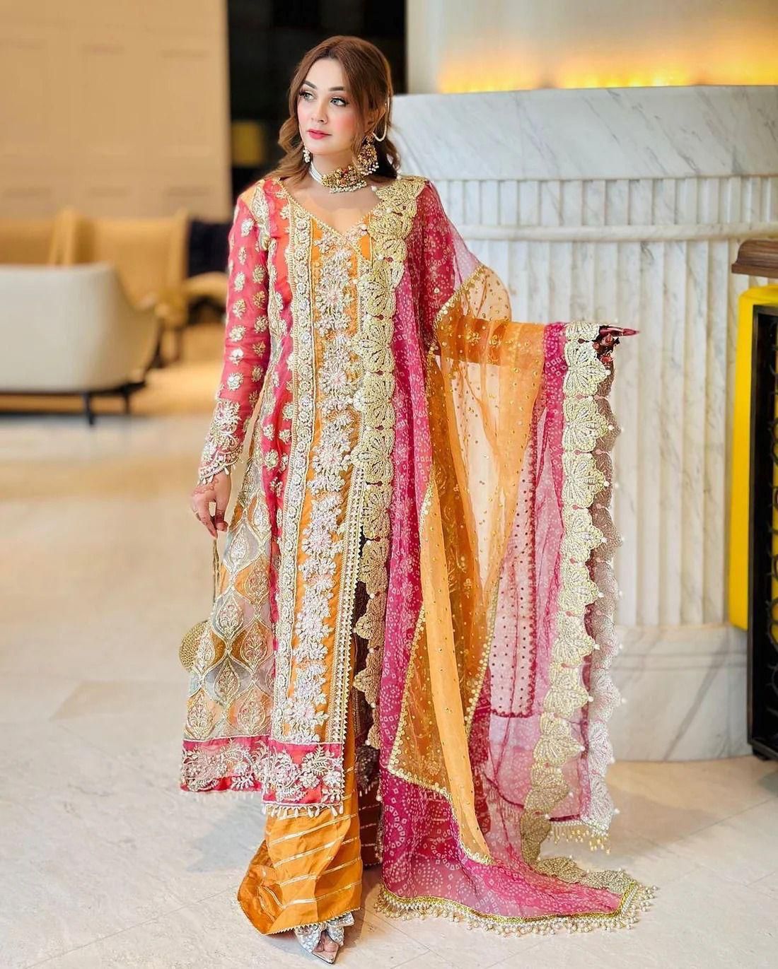 CRIMSON – Chiffon Unstitched Replica 3-Piece Suit