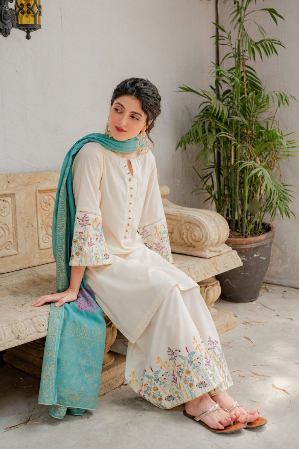 Dhanak 3 Piece Embroidered Suit (Article 35)