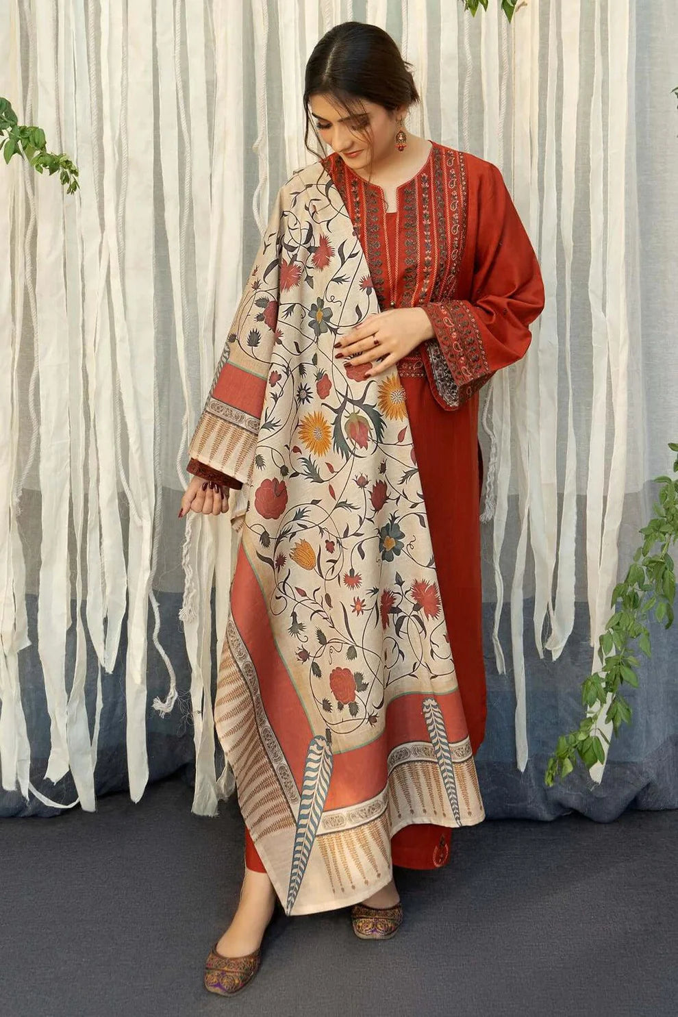 Dhanak 3-Piece Embroidered Suit