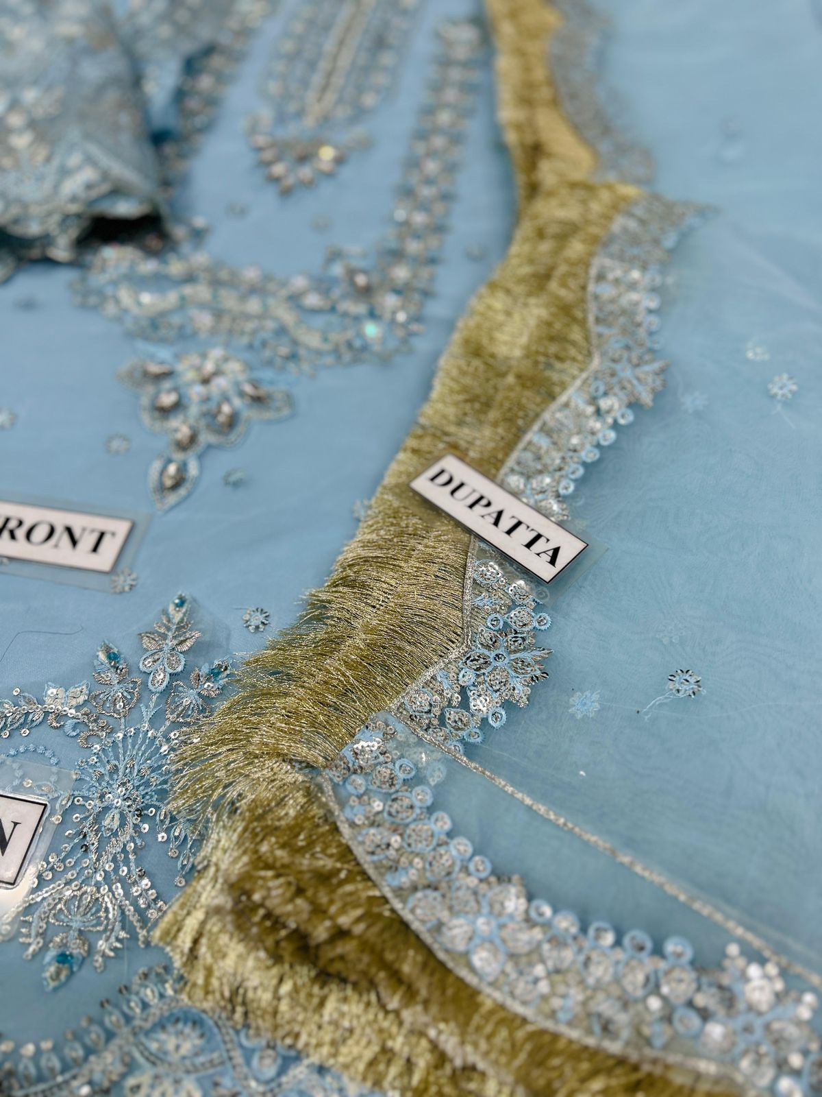 Alizeh Organza Unstitched 3-Piece Suit