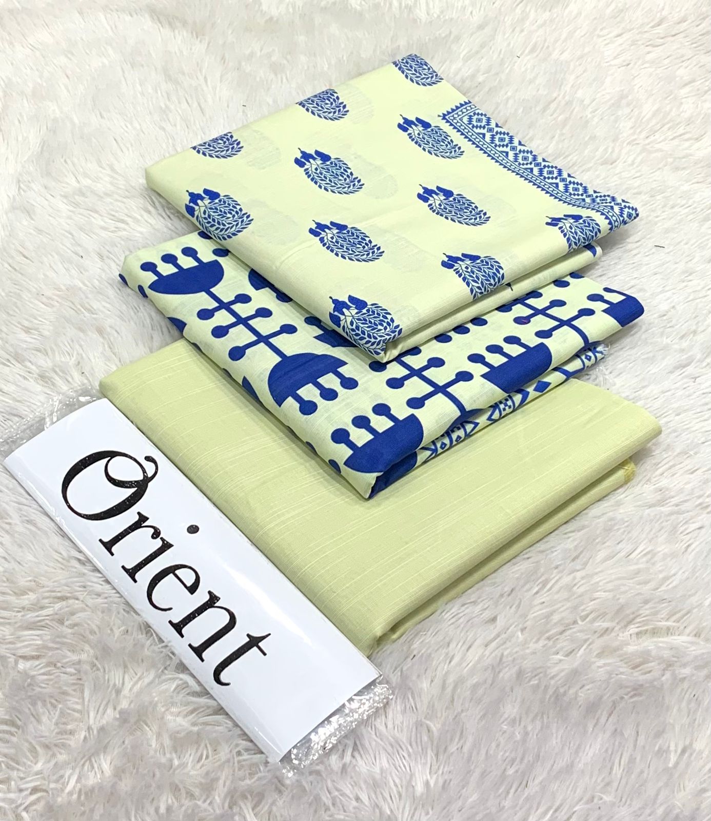 Winter Printed Khaddar Suit (Article 24)