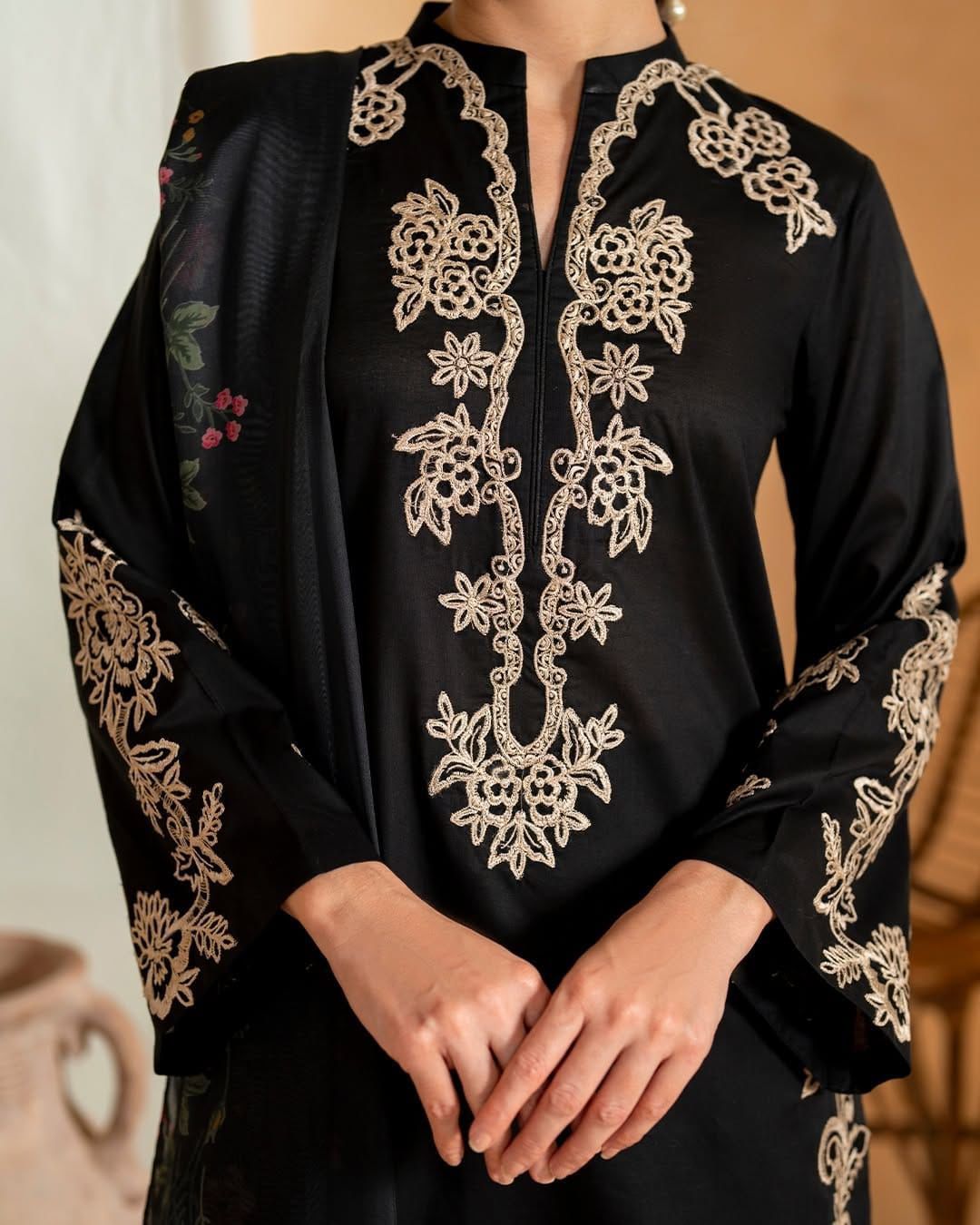 Dhanak 3-Piece Embroidered Suit (Article 46)